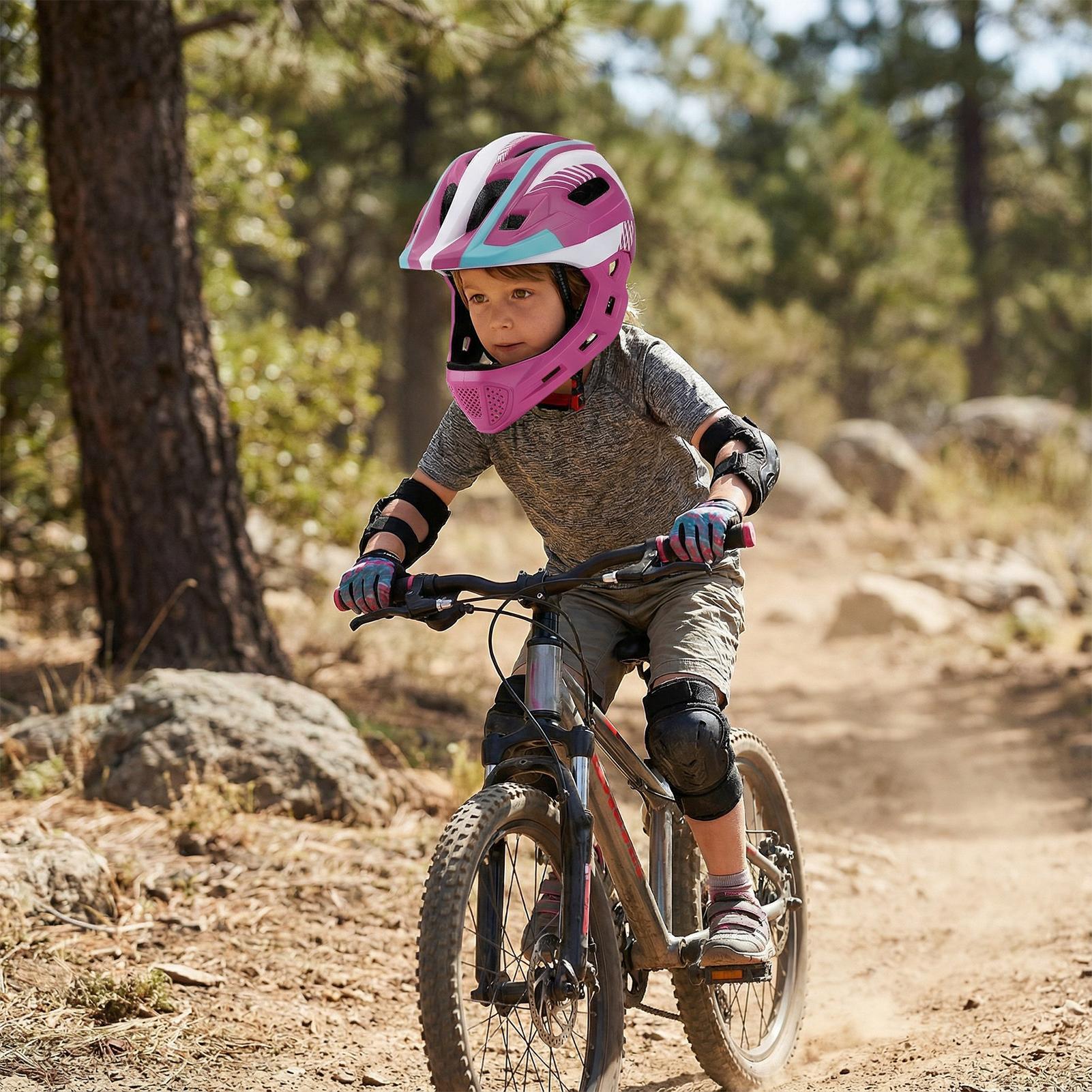 Youth Full Face Helmet Cycling - огляд і ціна Cycling Gear Beginner